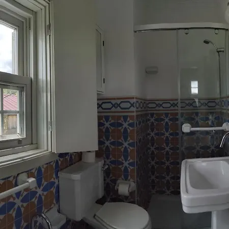 Vila Nazare קסטרו דאירה