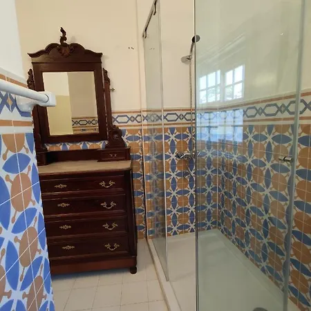 Vila Nazare לינה וארוחת בוקר