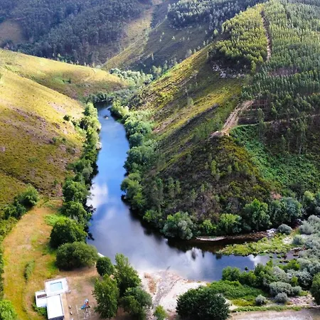 Vila Nazare לינה וארוחת בוקר *